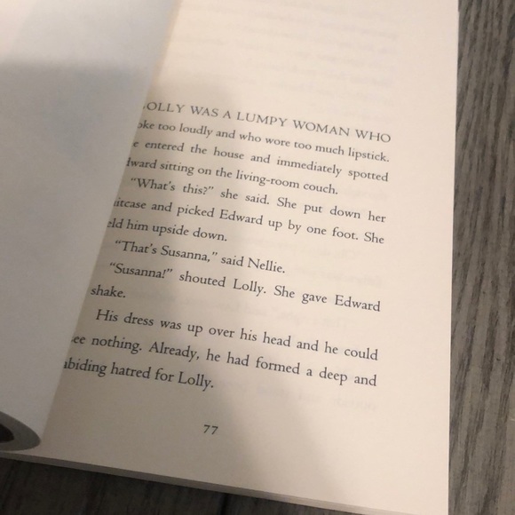 The Miraculous Journey of Edward Tulane Book - Picture 2 of 3